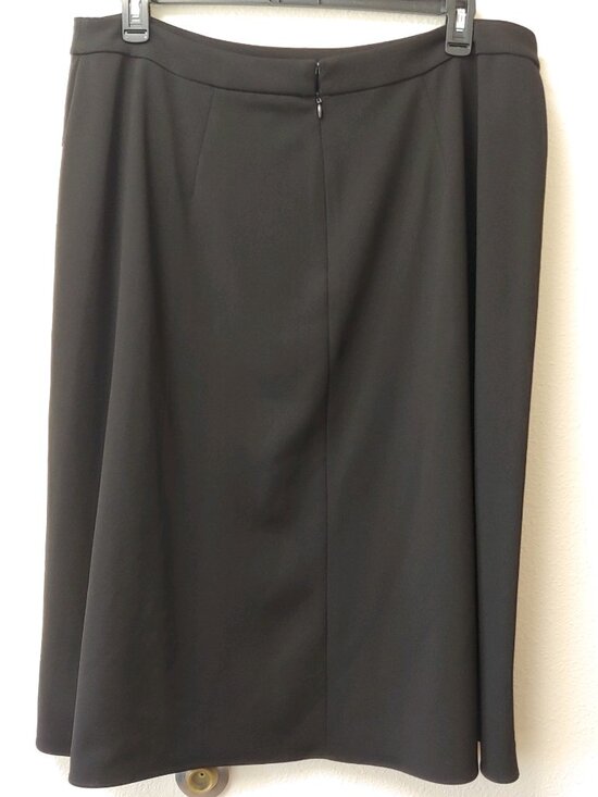 Women's Calvin Klein Skirt, Size 16W - Picture 2 of 8